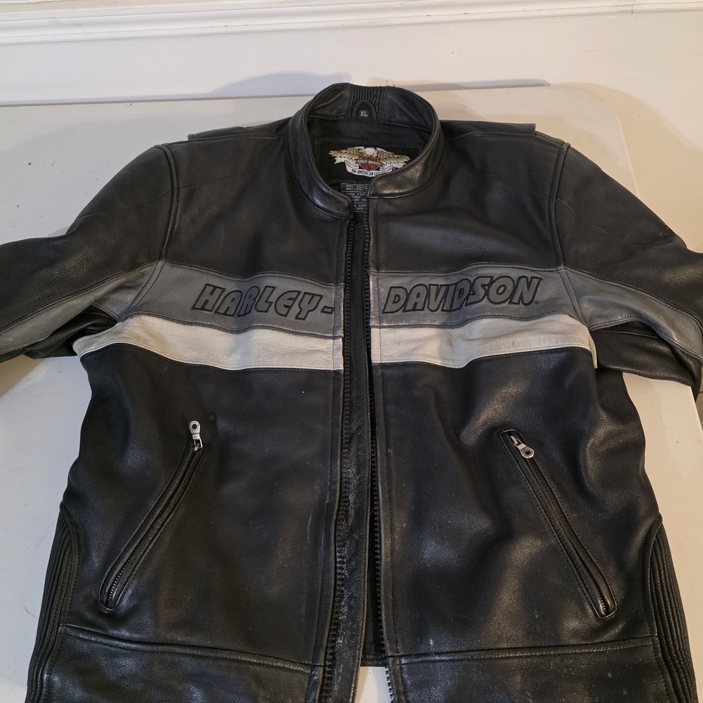 Vintage Harley-Davidson Black and Gray Leather Jacket Xl
